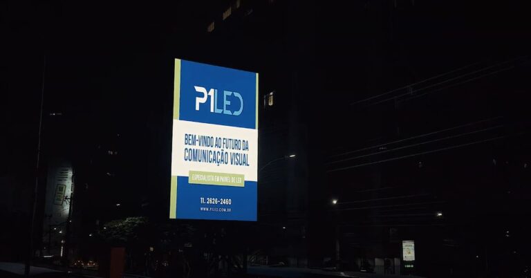 Painel de LED Outdoor no Colégio Jesuítas
