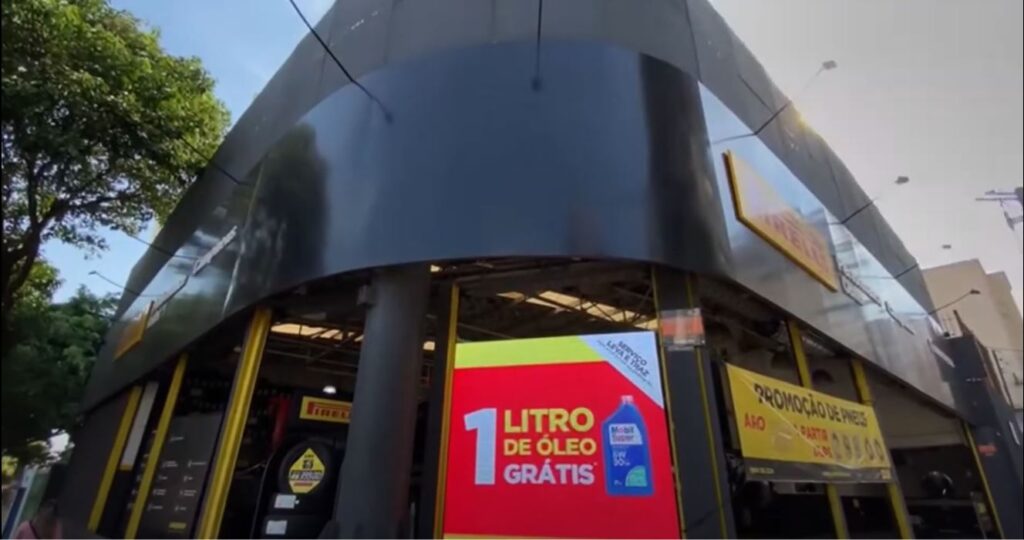 painel de led outdoor na pirelli fachada da pirelli