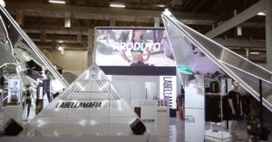 Aluguel de painel de LED para a Labellamafia labella6