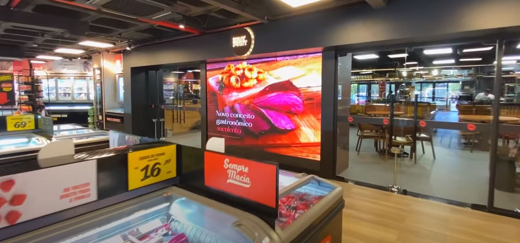 Painel de LED Indoor nas Lojas Swift