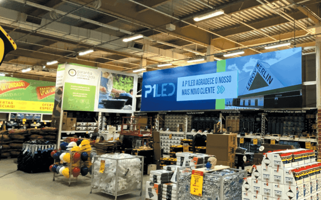 Painel de LED Indoor na Leroy Merlin