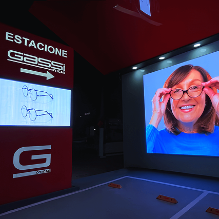 Painel de LED indoor na Óticas Gassi